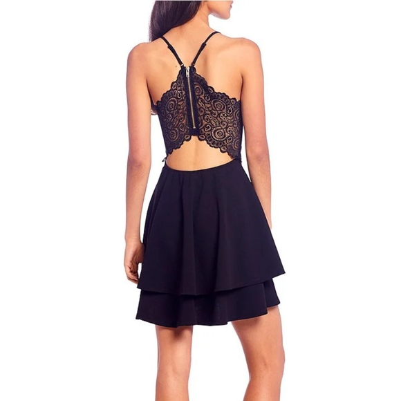 WINDSOR Fit and flare mini dress, size Large - Picture 2 of 7